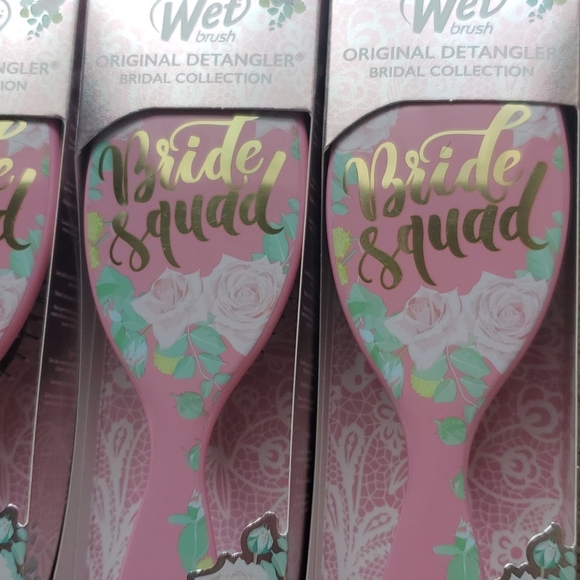 Sold Bride squad wet brushes - Picture 2 of 2